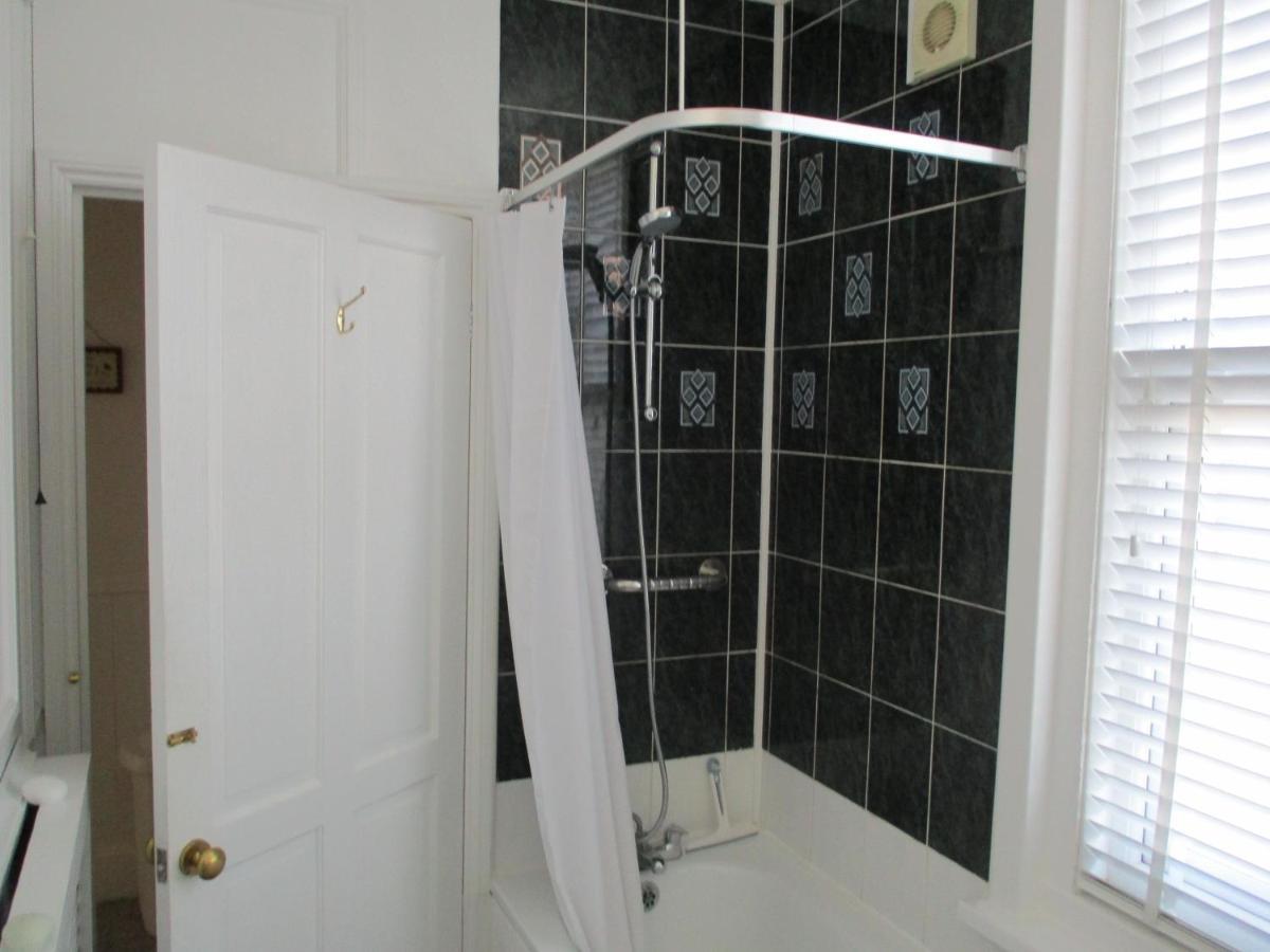 Lovely Spacious 3 Bedded First Floor Apartment Ryde  Exterior foto